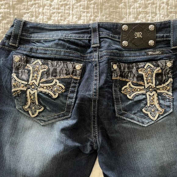Miss Me Denim - Miss Me Women's Medium Wash  Fleur de Lis Low Rise Boot Cut Jeans - 34 x 34